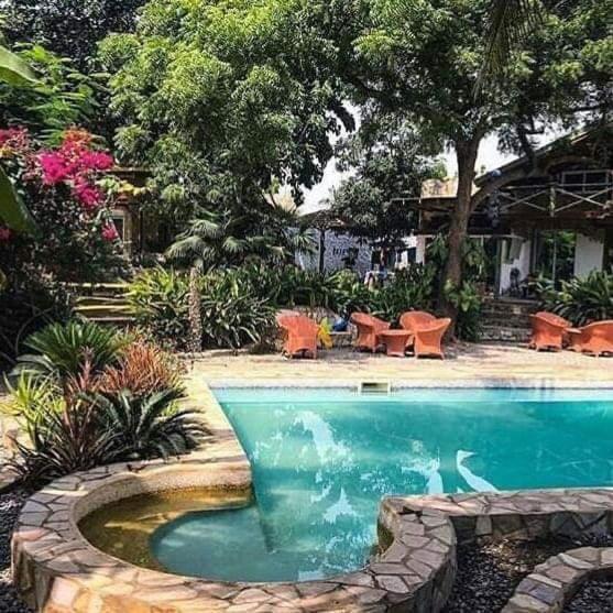 Kokrobite Gardens Restaurant And Guest House ภายนอก รูปภาพ